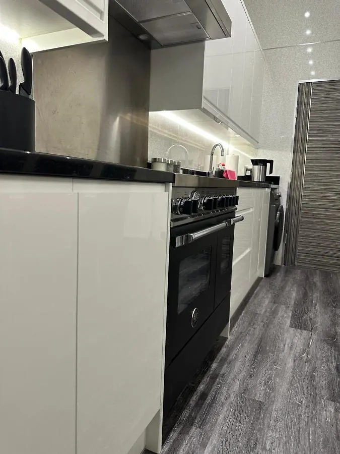 Aparthotel Thistle City Inn Edinburgh United Kingdom
